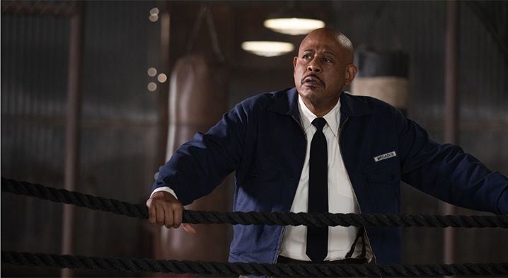 Company 3のシギー・フェストル氏が、DaVinci Resolve Studioを使用して、映画「Big George Foreman」の数十年の背景を作成