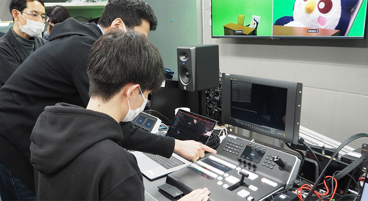 明治大学、キャンパス内の4KスタジオでBlackmagicワークフローを使用